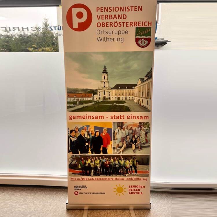 werbetechnik-druck-roll-up-werbeartikel-individuell-schuetz-schilder-beschriftungen-alkoven