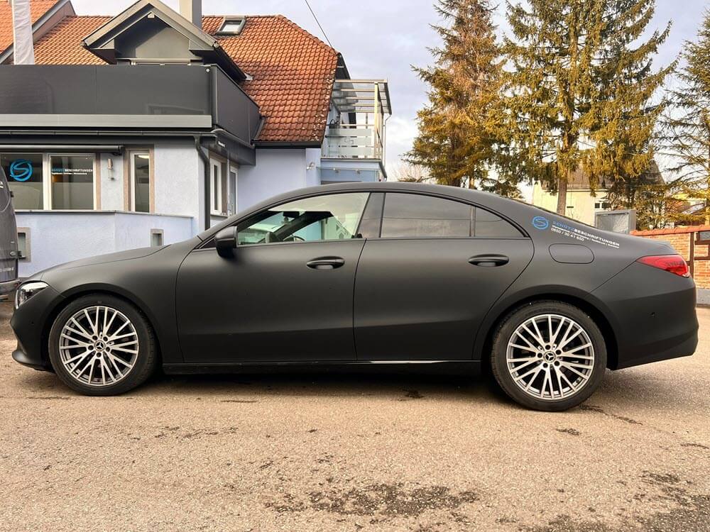 KFZ Vollfolierung Auto komplett matt foliert von Schütz Schilder Beschriftungen in Alkoven